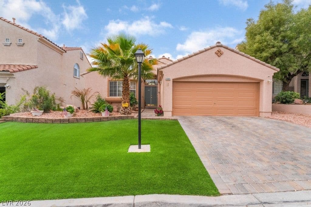 11261 Playa Caribe Avenue photo 3