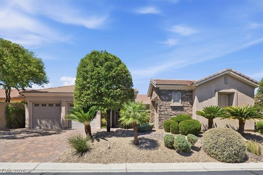 2391 Antrim Irish Drive photo 3