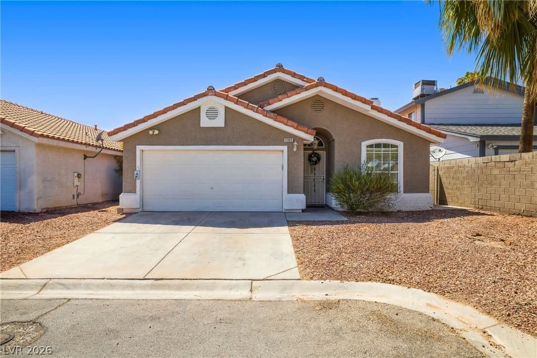 5083 Sarab Lane photo 2