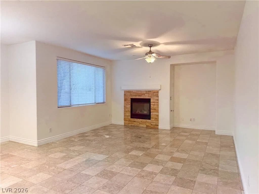 11832 Luna Del Mar Lane photo 4