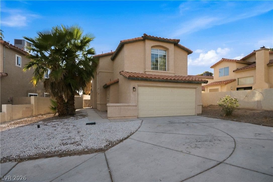 1447 Tiny Pebble Way photo 2