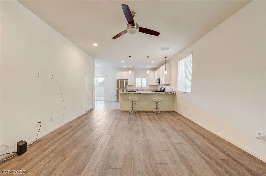 5480 Enchanted Rose Street photo 4