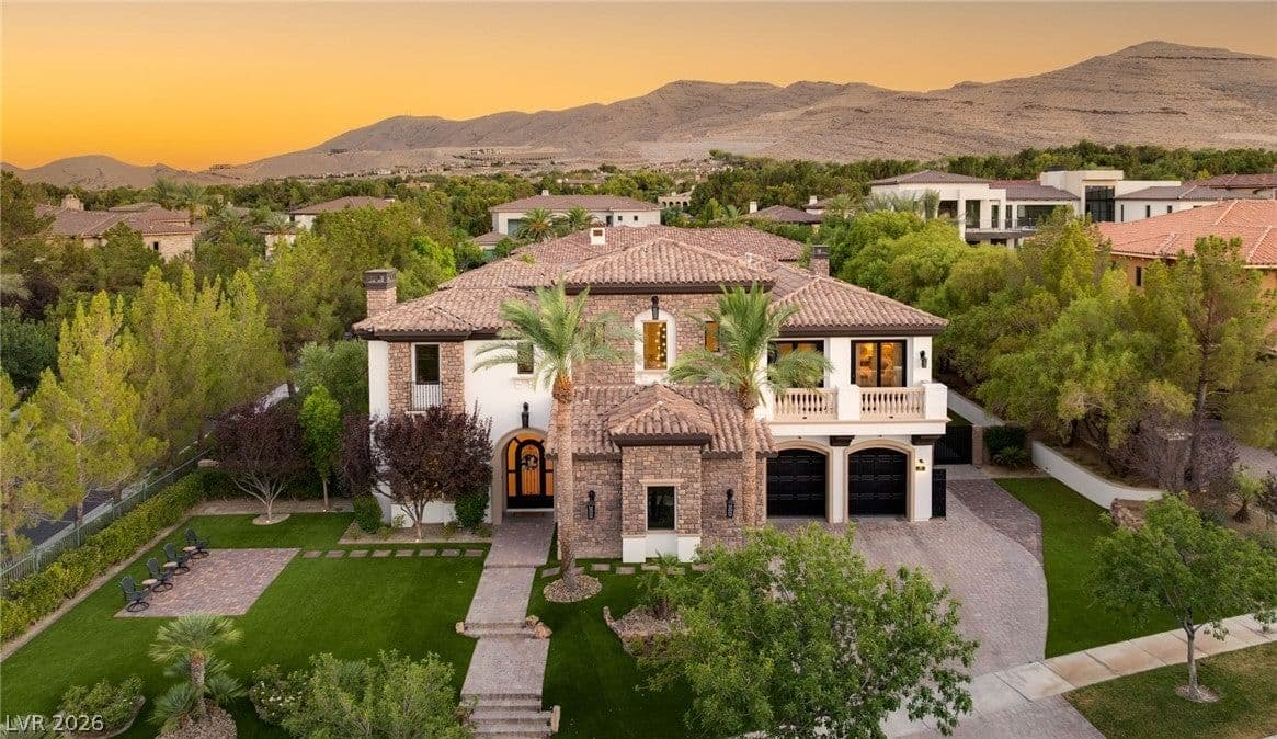 25 Pebble Dunes Court
