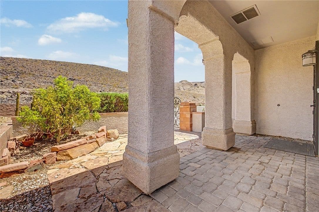1850 Cypress Mesa Drive photo 5
