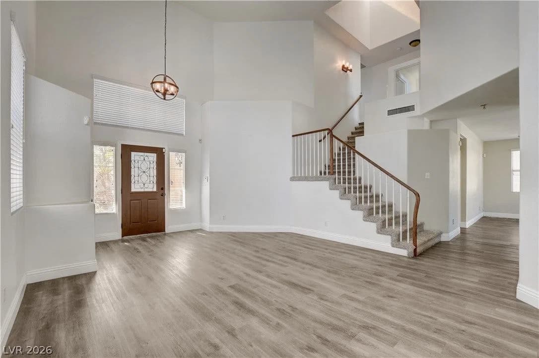 1674 Long Horizon Court photo 4