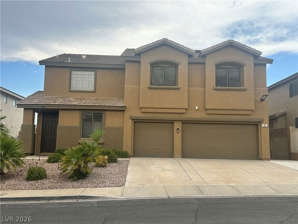 52 Green Hills Court