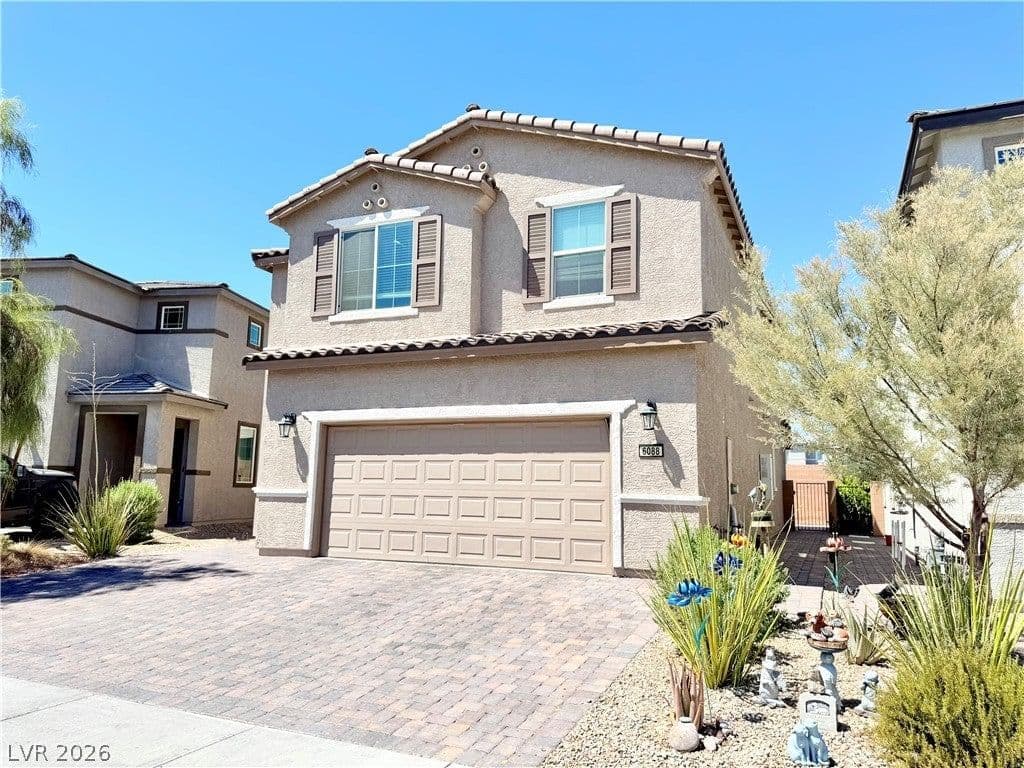 6088 Castle Gardens Avenue photo 2