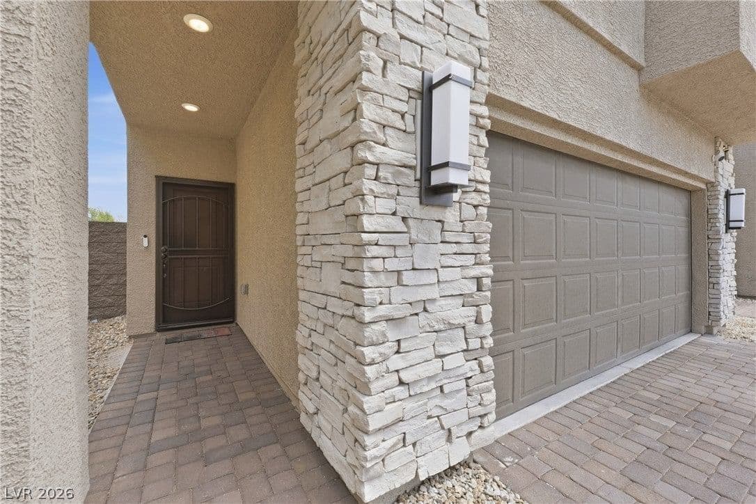 6718 Grindstone Street photo 2