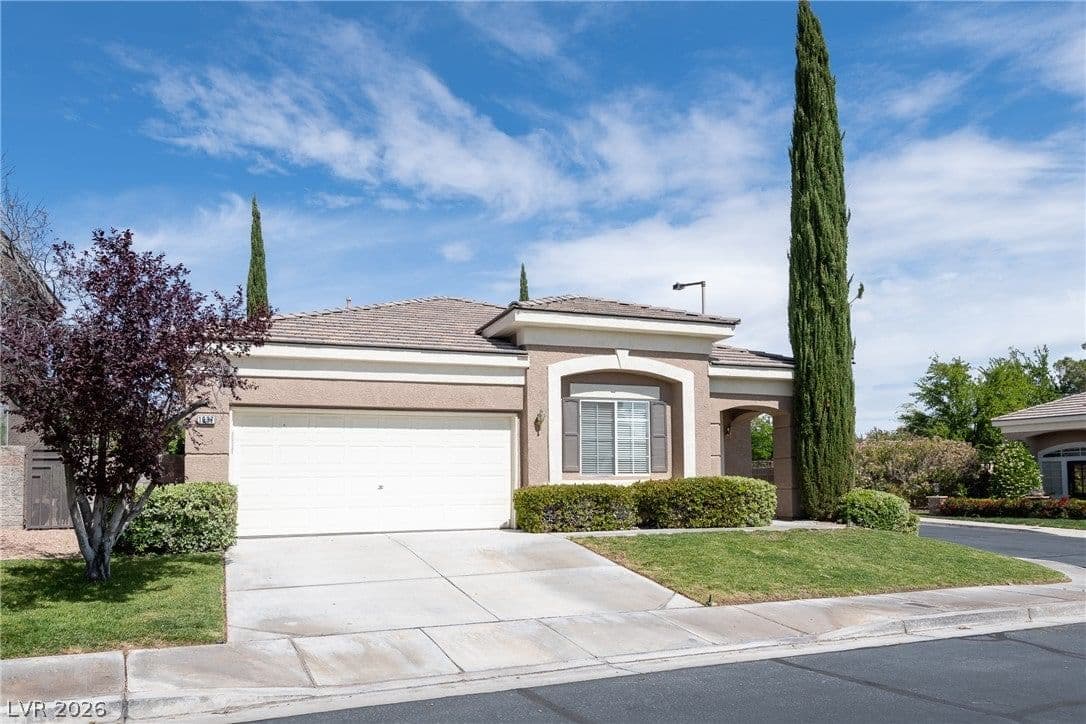 1037 Novara Lane photo 4