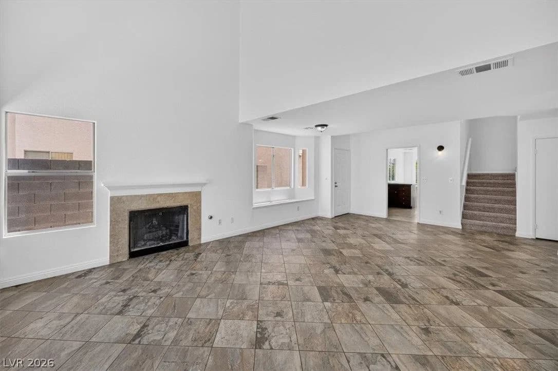 1730 Garden Path Court photo 3