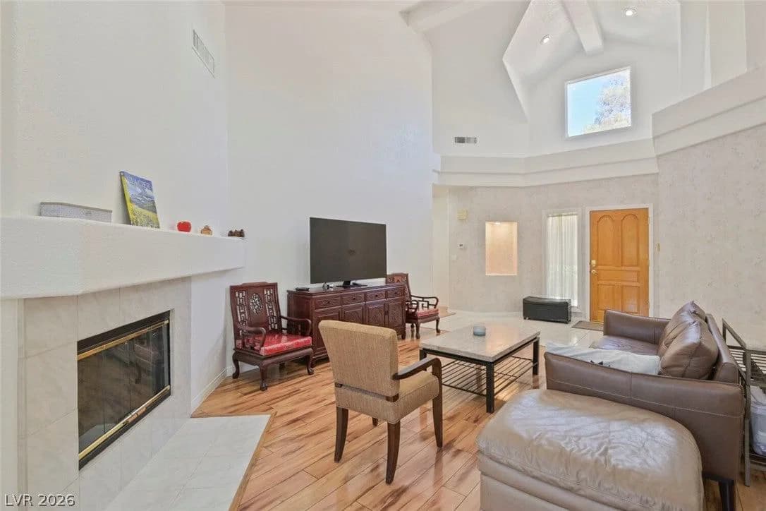 8275 Round Hills Circle photo 5
