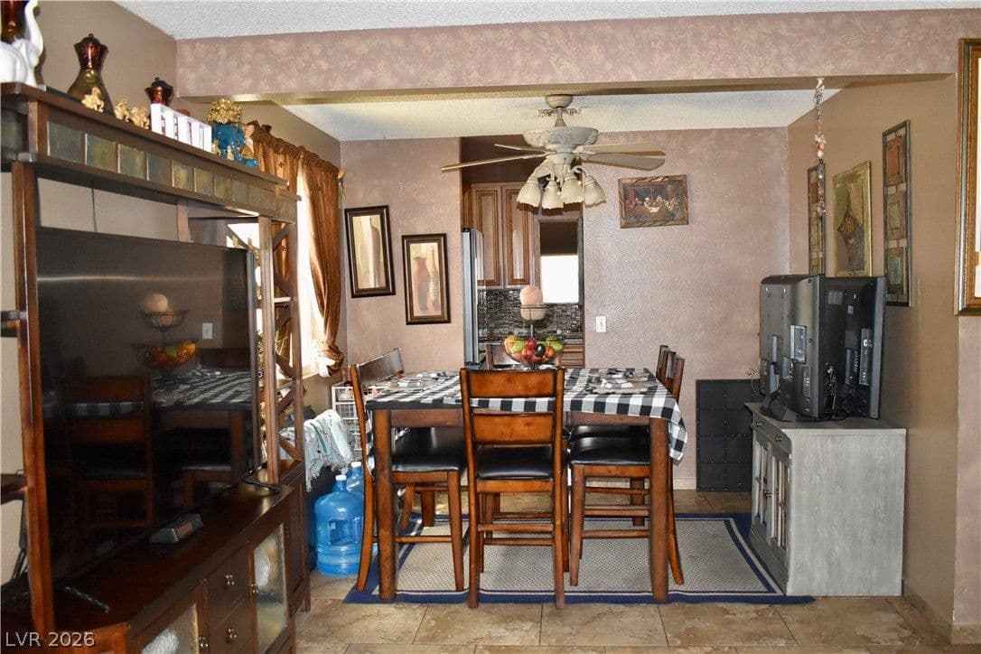 5820 La Jolla Way photo 5