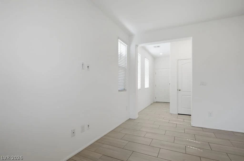 7366 Sabula Bay Court photo 4
