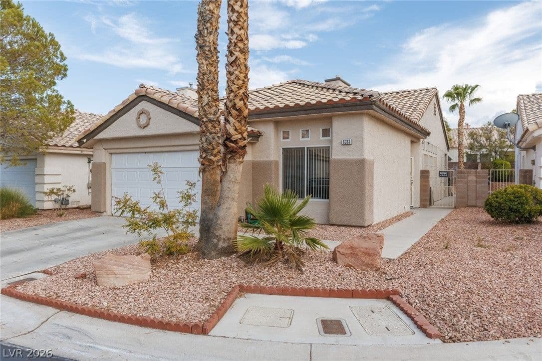 8313 Donatello Court photo 2