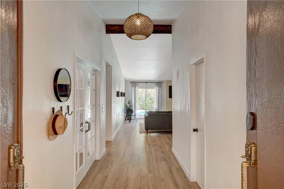 4339 Murillo Street photo 2