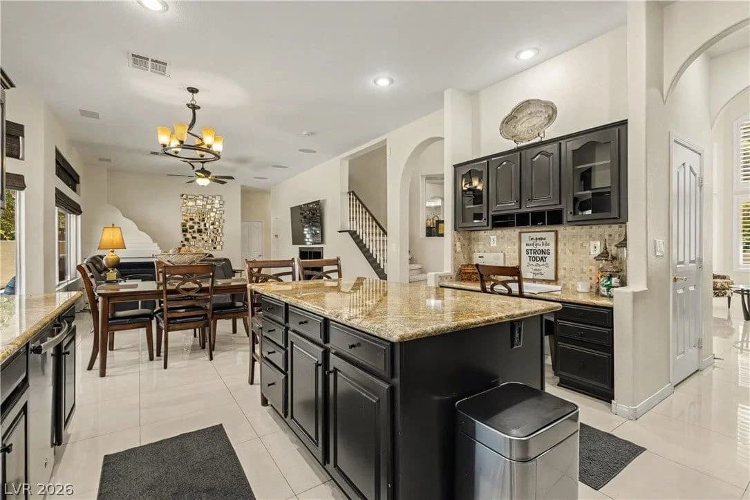118 Serramonte Court photo 4