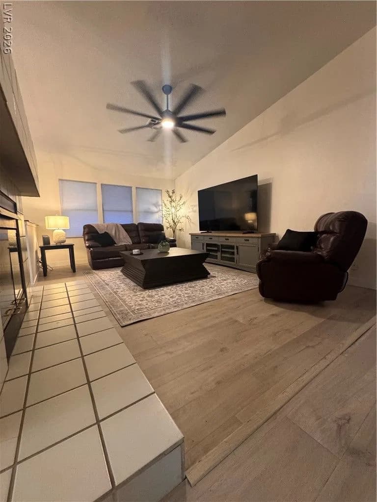 212 Pocahontas Court photo 4
