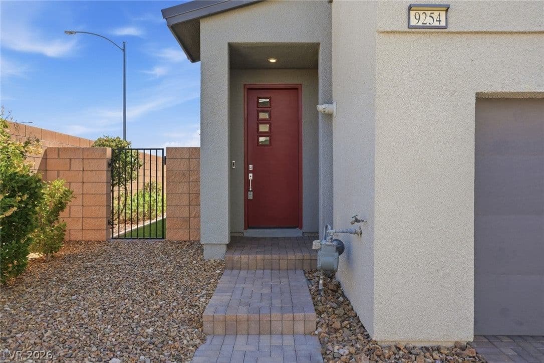 9254 Desert Pearl Avenue photo 5
