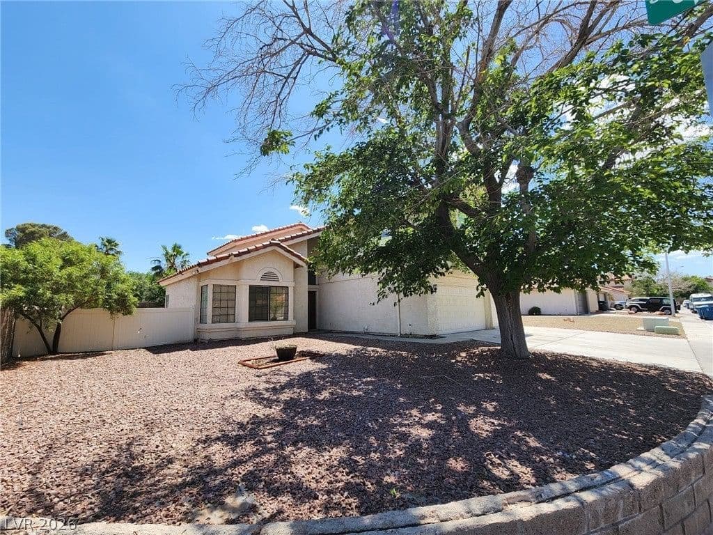 6703 Dominion Court photo 3