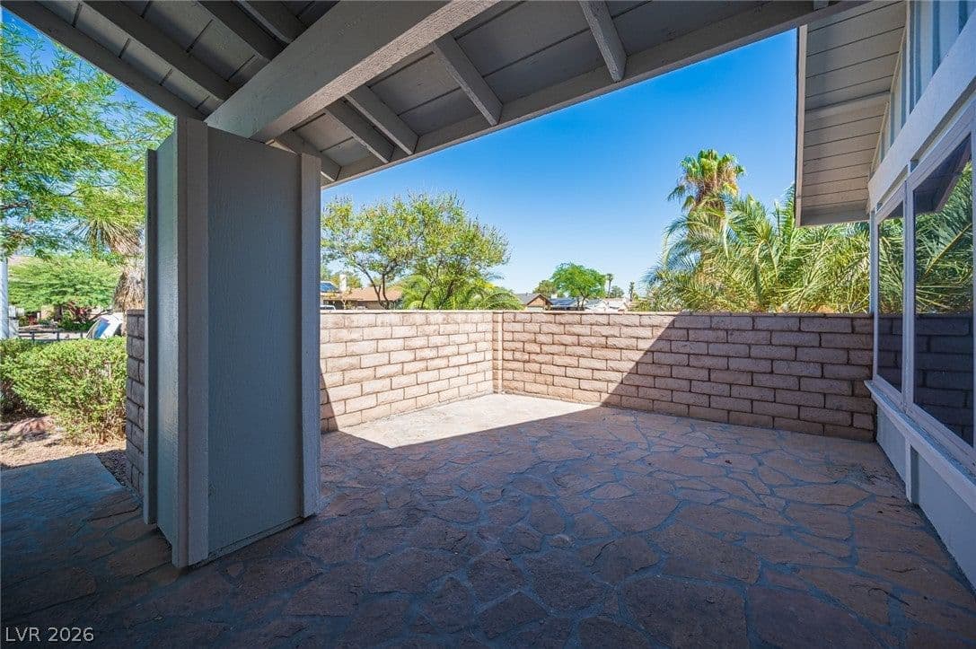 1705 Starbuck Drive photo 5
