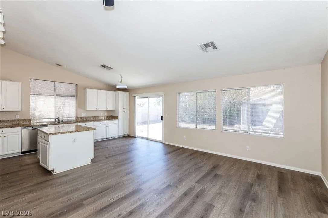 6124 Kadena Circle photo 4