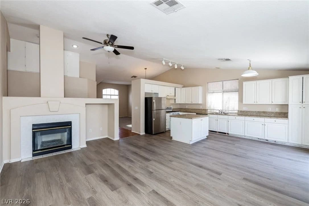 6124 Kadena Circle photo 5