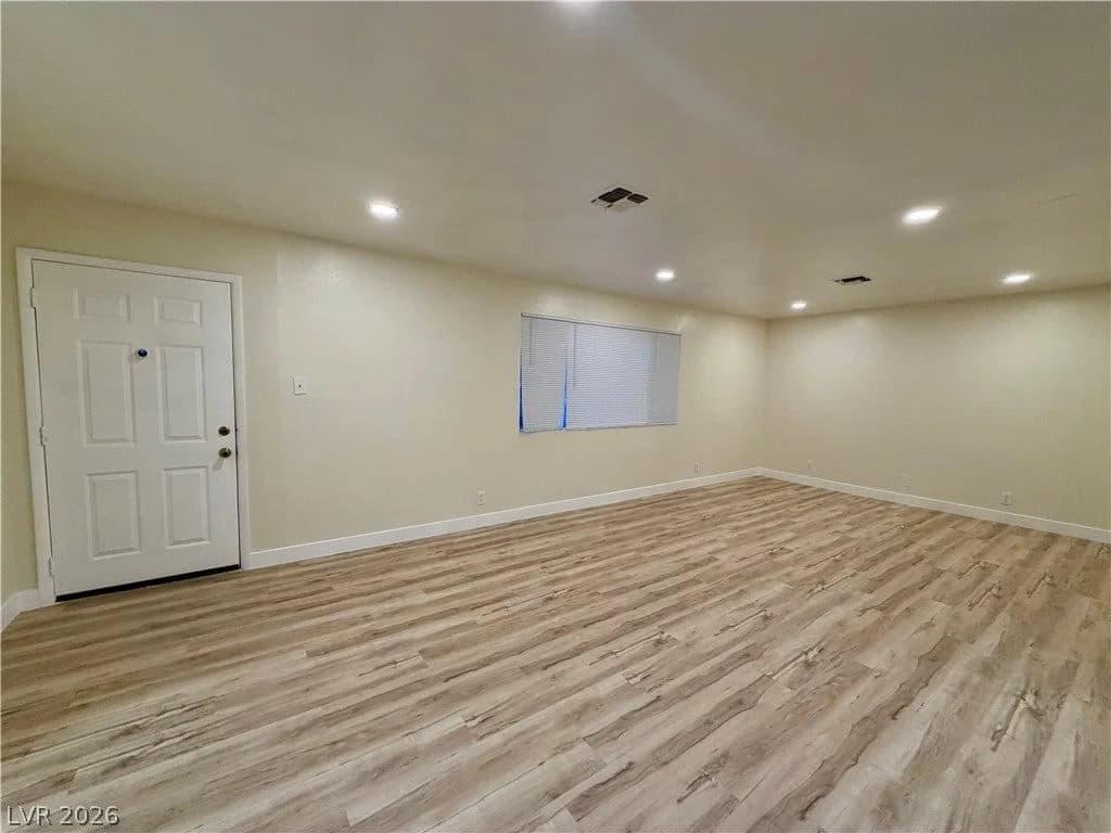 4875 Baltimore Avenue photo 4