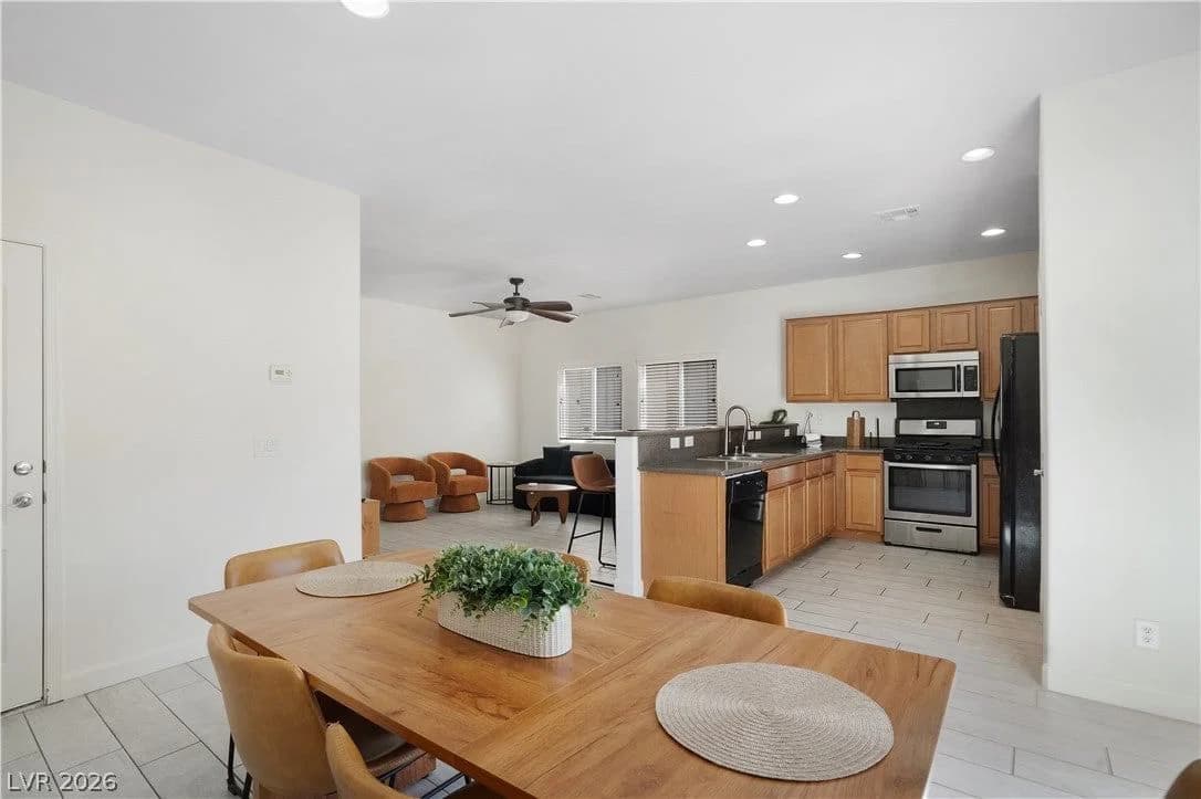 10553 Bandera Mountain Lane photo 4