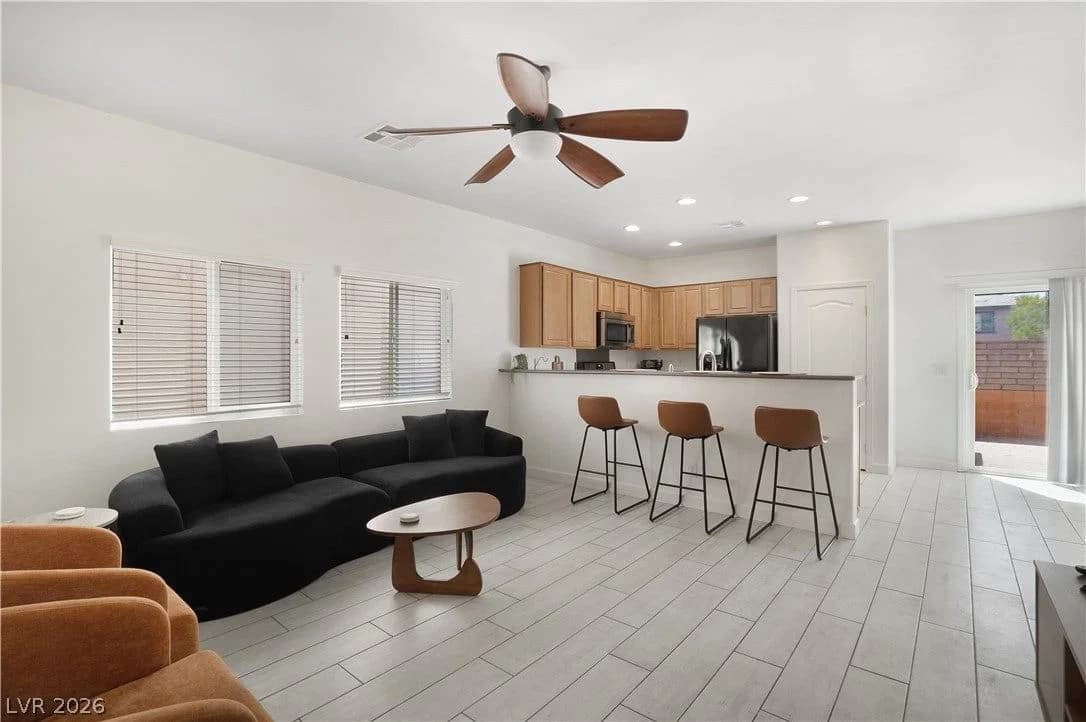 10553 Bandera Mountain Lane photo 3