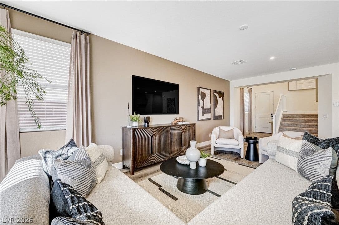 2492 Tom Collins Drive photo 2