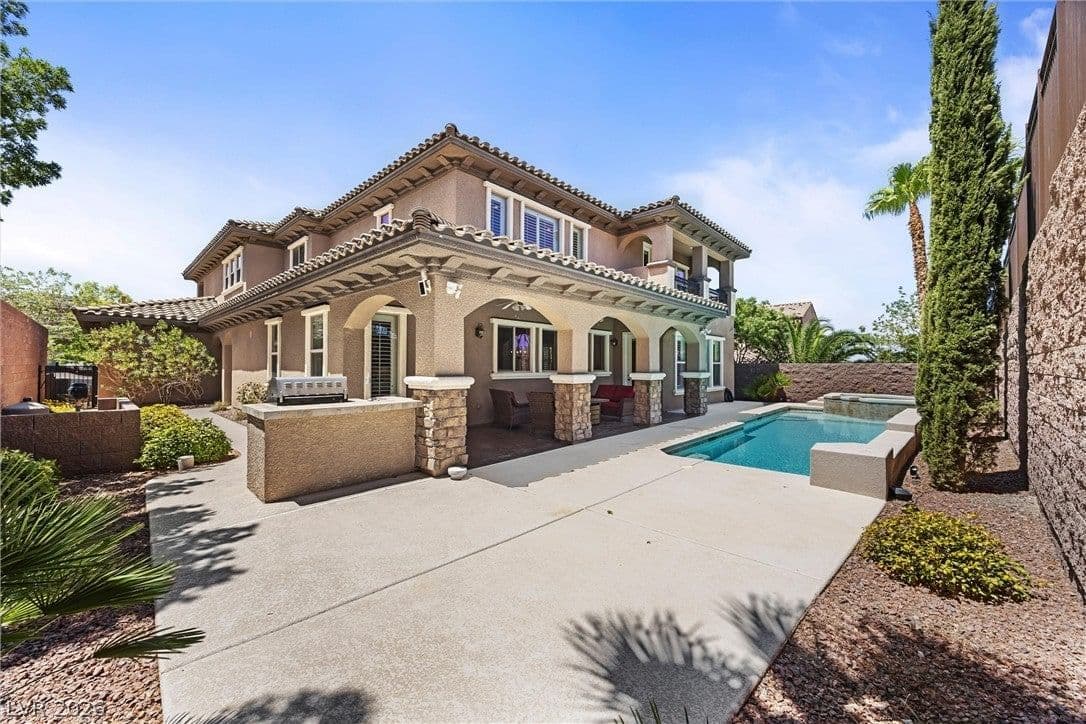 2812 Proust Court