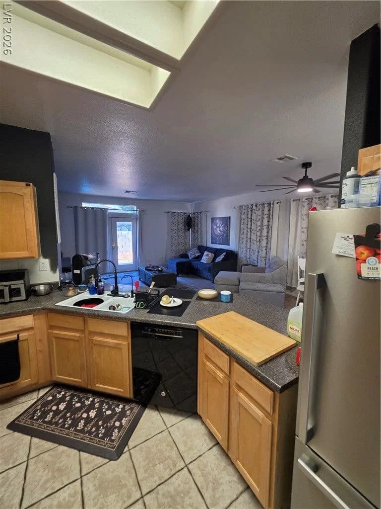 7904 Limbwood Court photo 4