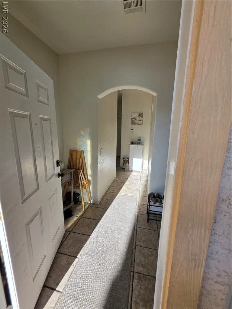 7904 Limbwood Court photo 2