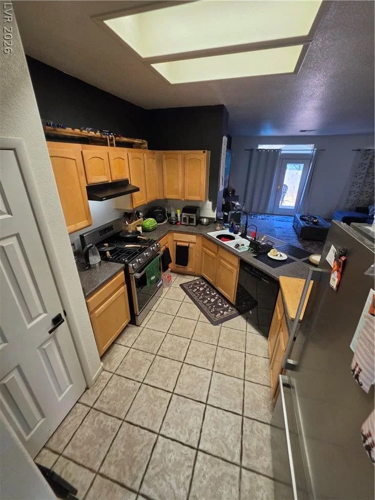 7904 Limbwood Court photo 5