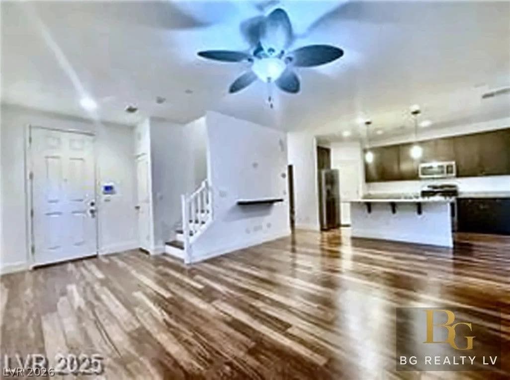 10228 Yarmouth Sea Court photo 2