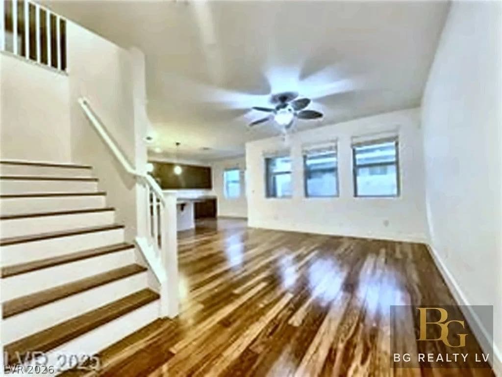 10228 Yarmouth Sea Court photo 3
