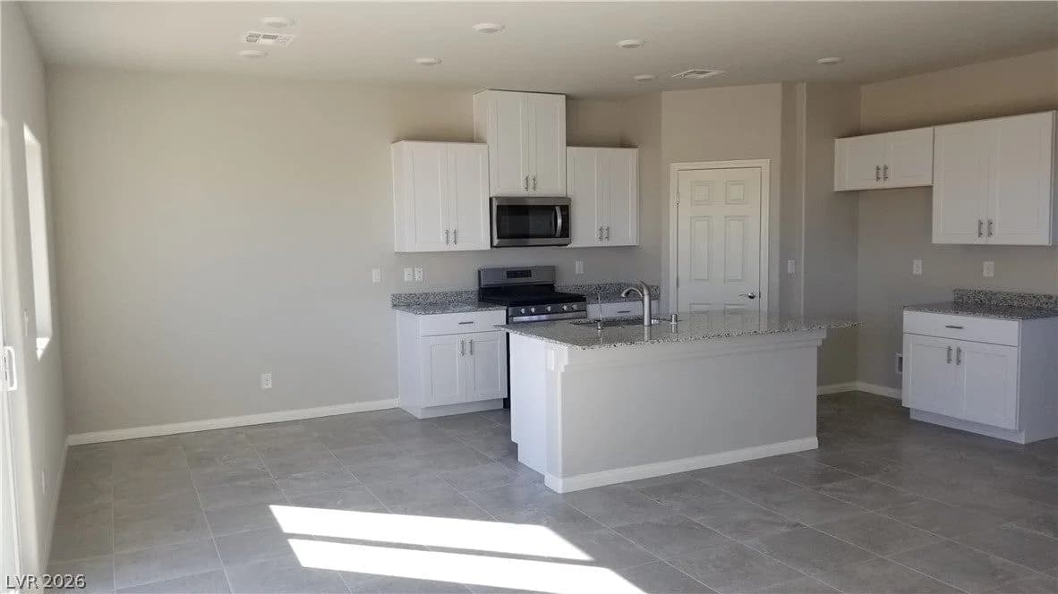 9168 Rolling Sky Drive photo 4