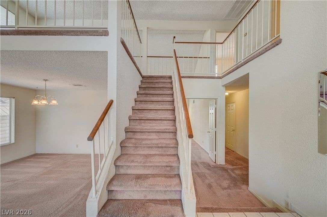 7129 Deepriver Circle photo 4