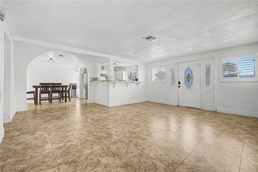 5357 Indian Wells Road photo 2