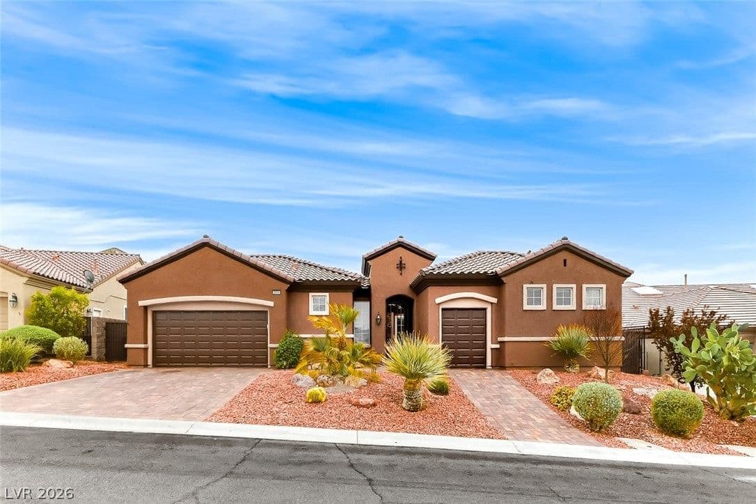 2306 Schaeffer Hills Drive