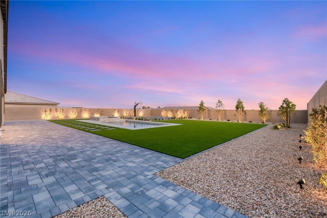 9527 New Discovery Avenue photo 5