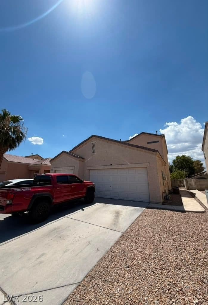 5933 Spinnaker Point Avenue photo 3