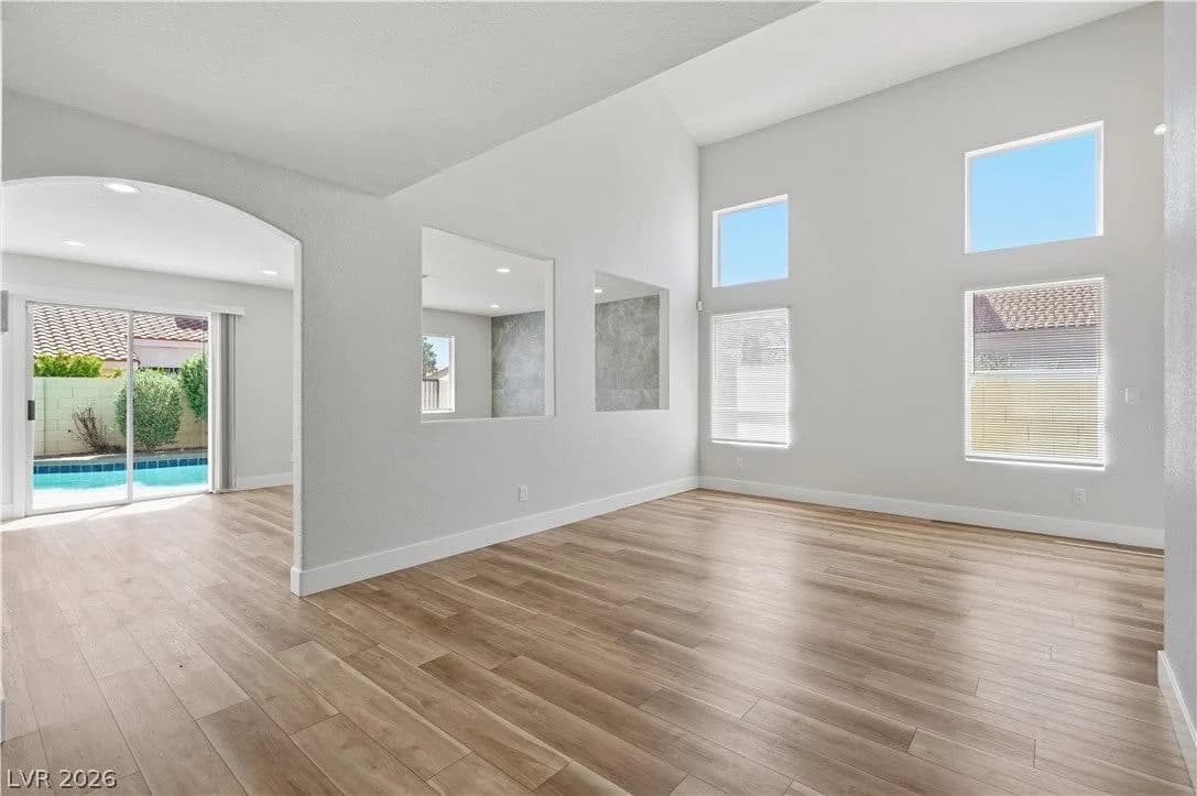1620 Western Lily Street photo 5