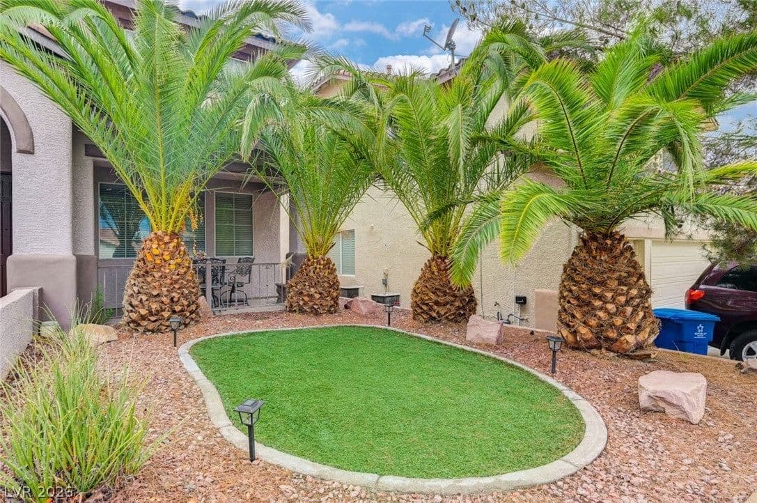 2733 Warm Rays Avenue photo 4