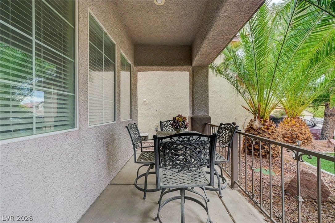 2733 Warm Rays Avenue photo 5