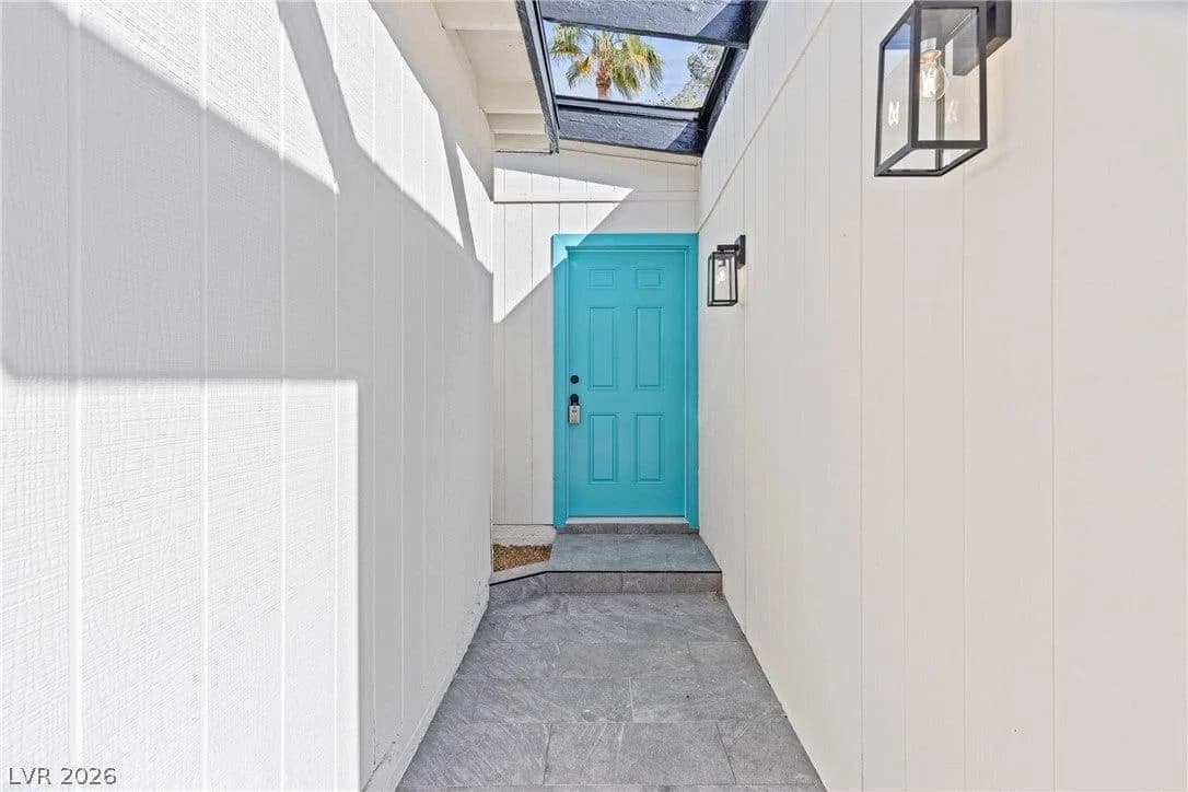 3368 Nahatan Way photo 5