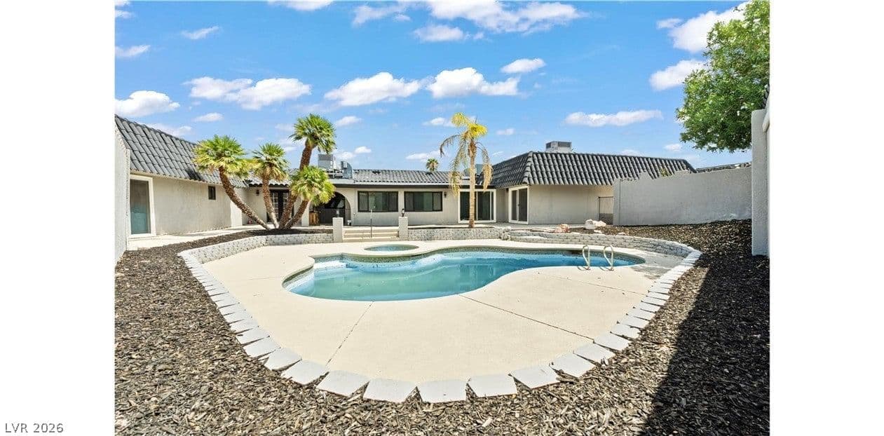 4501 Woodcrest Road photo 4