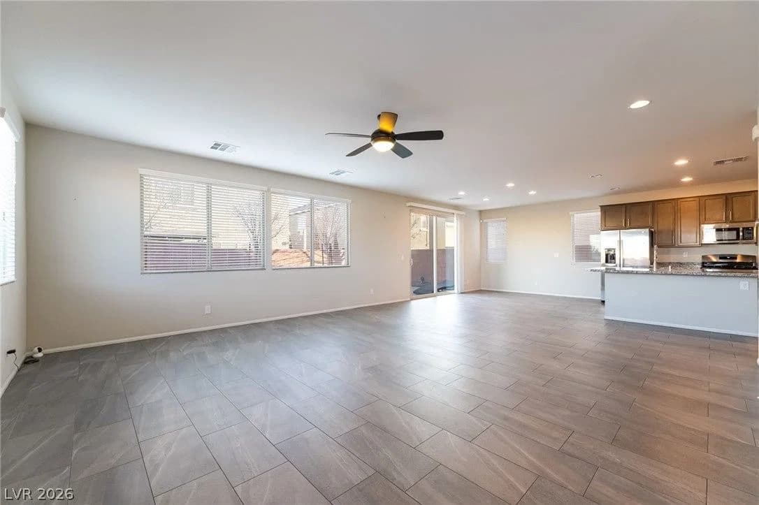 5946 Roaring Canyon Court photo 5