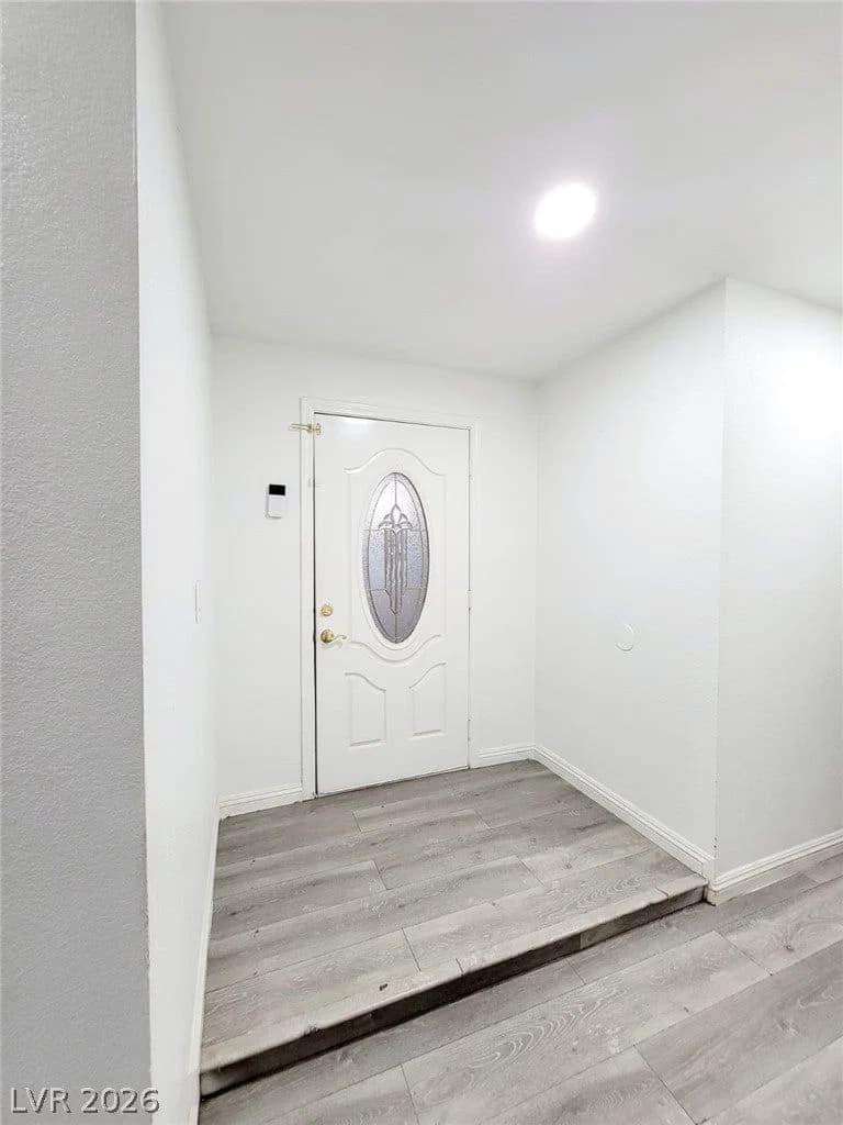 2901 King Midas Way photo 3