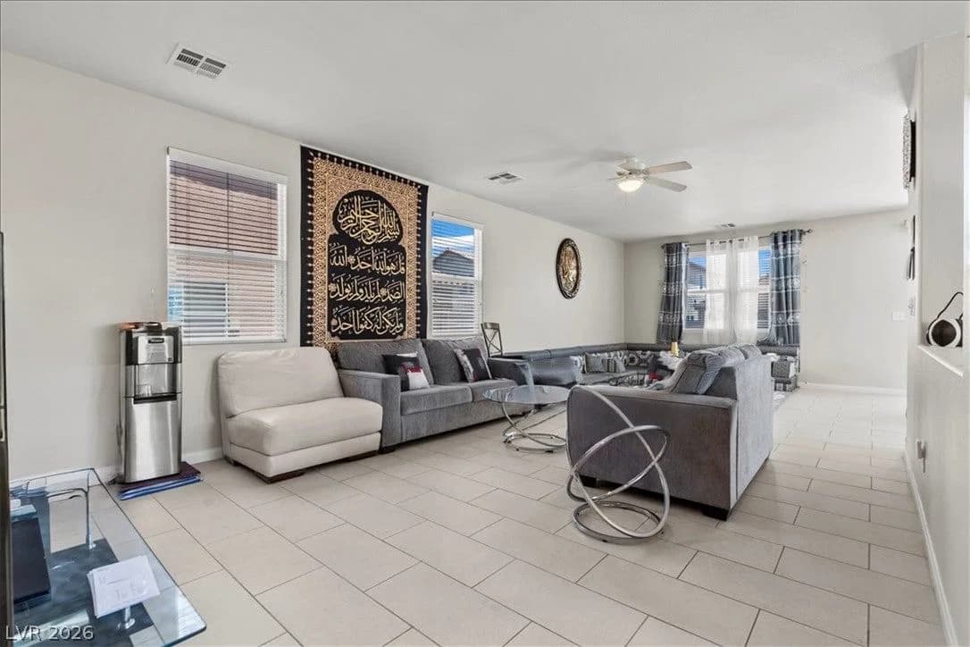 9548 Windsor Forest Court photo 5